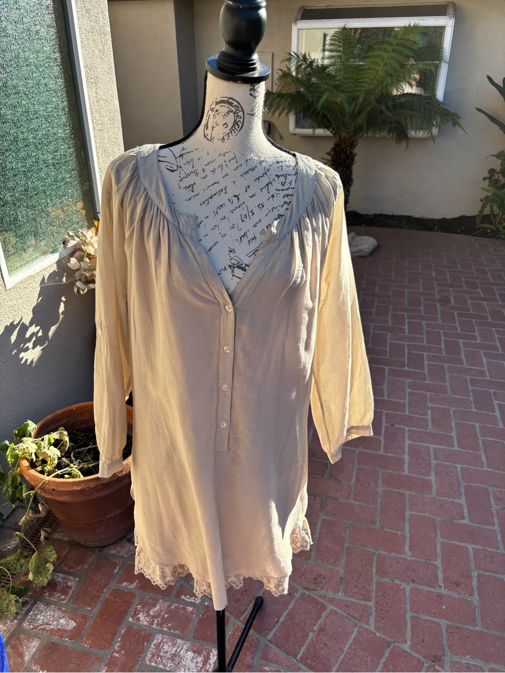 Light Beige Women's Soft Surroundings Button-Front Tunic Top